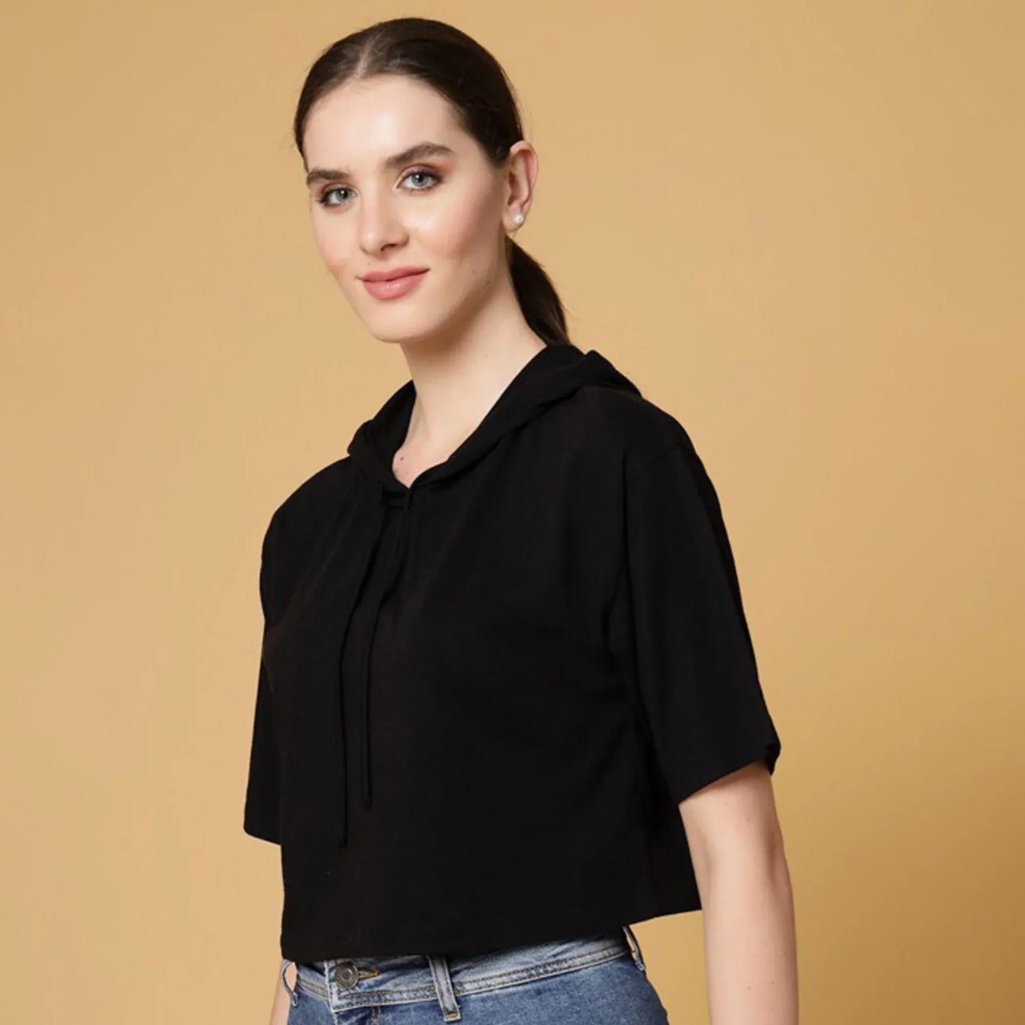 Stanxe GlowHood Crop(Black)